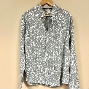 Penguin button down shirt with leaf print size XL